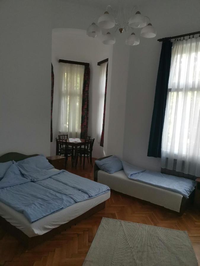 Krúdy Panzió Panzió Siófok Kültér fotó